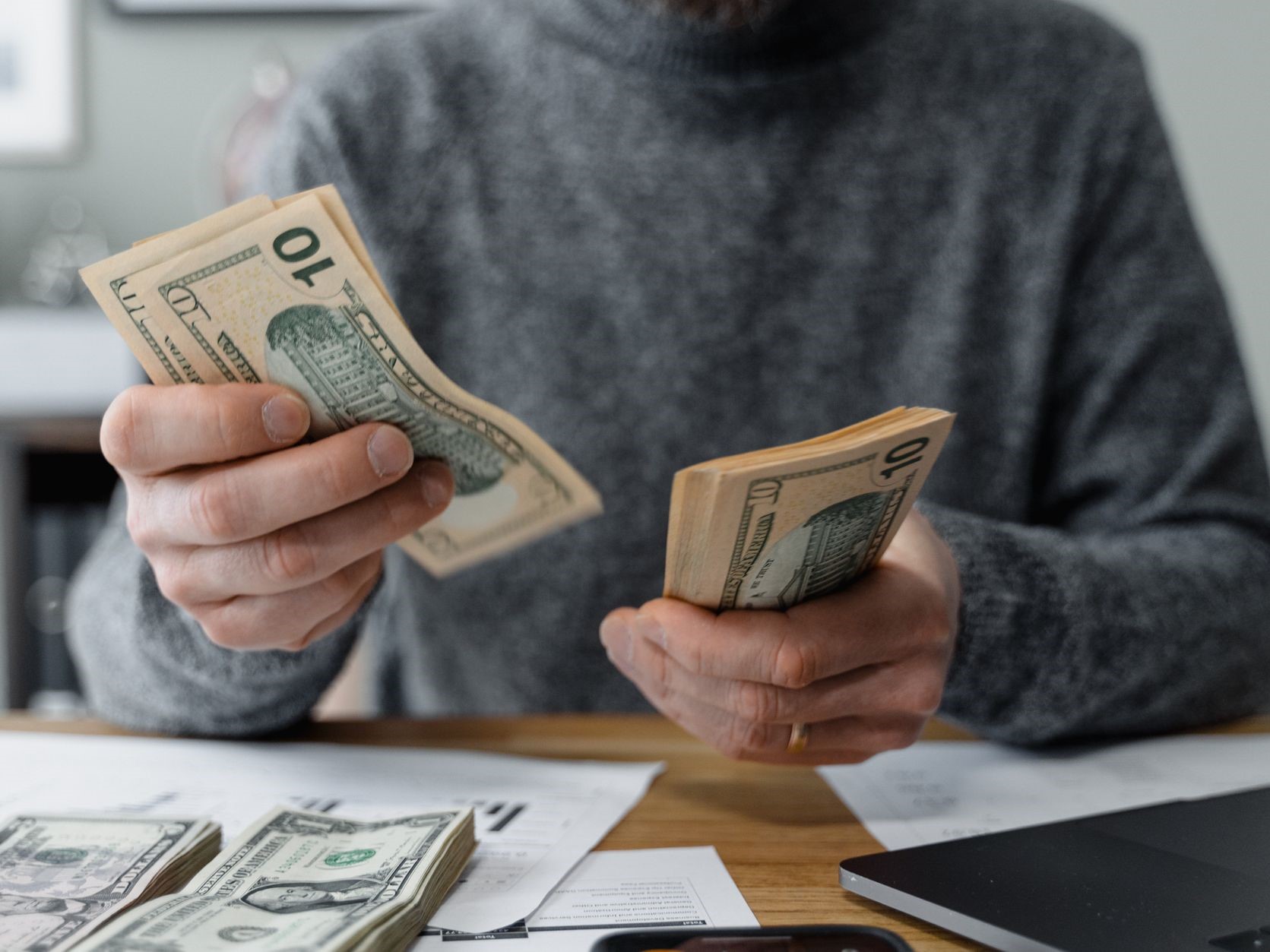 Tổng hợp 5 cách tính lương cơ bản phổ biến nhất 2022