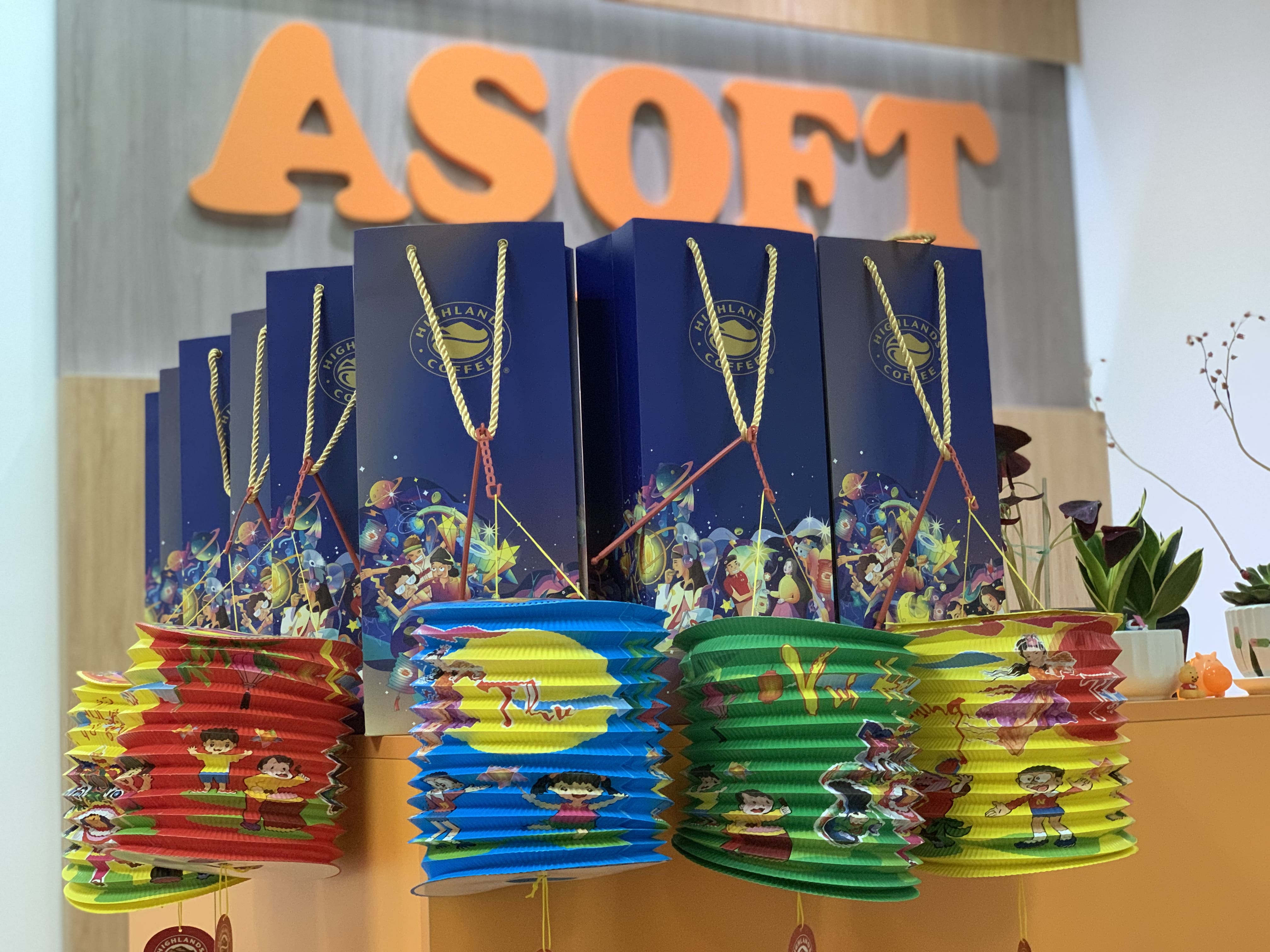 1BOSS Gửi lời chúc tết Trung thu đến quý khách hàng, đối tác và nhân viên